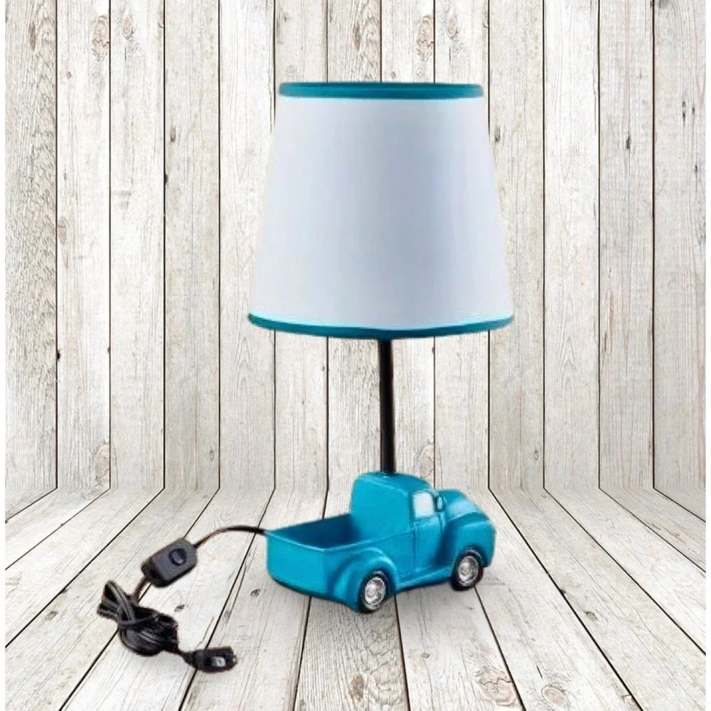 Farm Truck Table Lamp